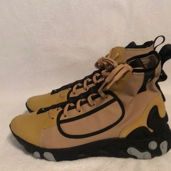 Nike React Ianga Club Gold . Size 10.5 Nike React Ianga Club Gold AV5555-700 Size EUR 39 | eBay main image 3
